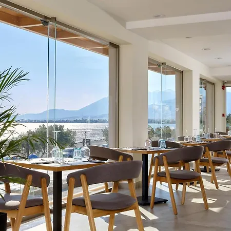 Enorme Santanna Hotel Ierapetra (Crete)