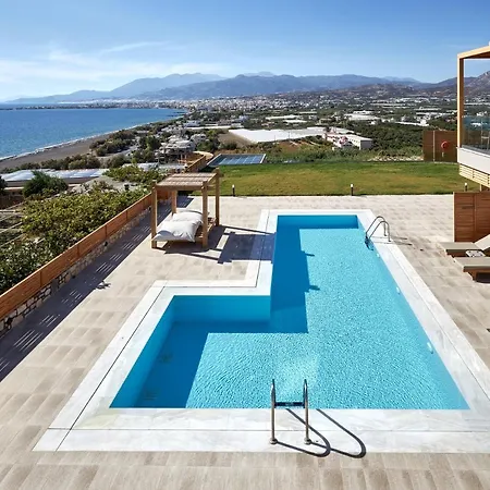 Enorme Santanna Hotel Ierápetra